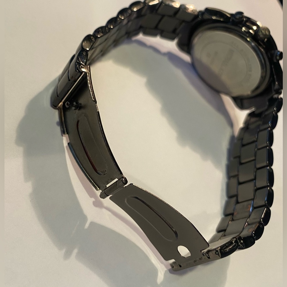 Michael Kors Watch - Picture 6 of 10